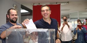 Ο Αλέξης Τσίπρας ψήφισε στην Καισαριανή για τον νέο πρόεδρο στον ΣΥΡΙΖΑ