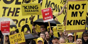 Η αντιμοναρχική οργάνωση Republic στρέφεται κατά της αστυνομίας για την αναίτια σύλληψη 6 μελών της 