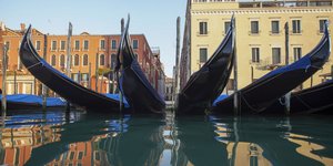 Γόνδολες στη Βενετία