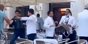 Σερβιτόροι και τουρίστες πιάστηκαν στα χέρια σε καφετέρια στη Βενετία