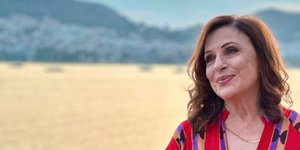 Χάρις Αλεξίου