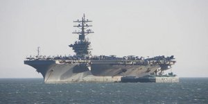 Το αεροπλανοφόρο USS Eisenhower των ΗΠΑ