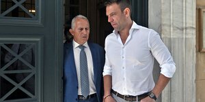 Ευάγγελος Αποστολάκης, Στέφανος Κασσελάκης