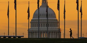 Hλιοβασίλεμα στο Κογκρέσο