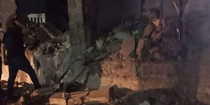 Ρουκέτα πλήττει παραμεθόρια πόλη της Αιγύπτου, 5 τραυματίες / X
