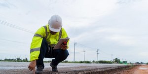 Οι Ιάπωνες ετοιμάζουν νέα τεχνολογία για ασύρματη φόρτιση ηλεκτρικών αυτοκινήτων