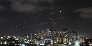 Εκτοξεύσεις πυραύλων στη Γάζα