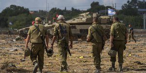 Ισραηλινοί στρατιώτες στα σύνορα με τη Γάζα