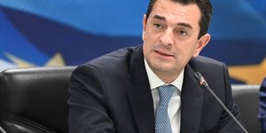 Ο υπουργός Ανάπτυξης Κώστας Σκρέκας