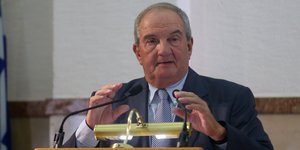 Καραμανλής: Η Ευρώπη περιορίζεται σε ρόλο κομπάρσου στο Μεσανατολικό -Άλλο Χαμάς και άλλο Παλαιστινιακός λαός