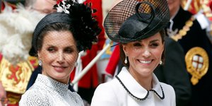 Τα αγαπημένα αρώματα των γαλαζοαίματων