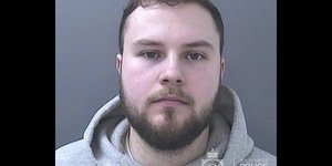 O αστυνομικός Λιούις Εντουαρτς