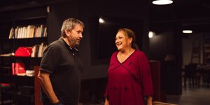 Ο Σπύρος Παπαδόπουλος και η Ρένια Λουιζίδου στο «Sexy Laundry»