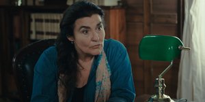 Η Γη της Ελιάς: Η Μαργαρίτα πέφτει θύμα ξυλοδαρμού -Τι θα δούμε απόψε