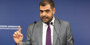 Παύλος Μαρινάκης γκρι