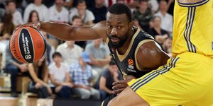 Ντεμπούτο για τον Κέμπα Γουόκερ με τη φανέλα της Μονακό, κόντρα στην Άλμπα για τη Euroleague