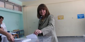 H Kατερίνα Σακελλαροπούλου