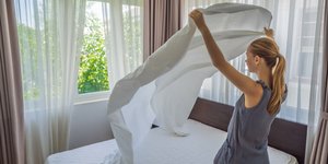 Αυτά συμβαίνουν όταν δεν αλλάζετε σεντόνια κάθε εβδομάδα 