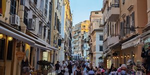 κοσμος σοκακι κερκυρα