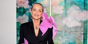 στοουν μαυρο φορεμα φουξ φιογκος 