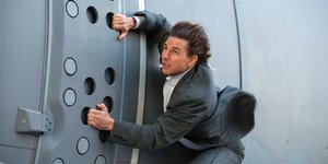 Ο Τομ Κρουζ σε σκηνή ταινίας Mission impossible 