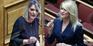 Πέτη Πέρκα και Θεοδώρα Τζάκρη 