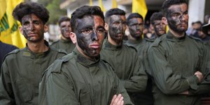 Λίβανος: «Δεν μας τρομάζουν τα αμερικανικά αεροπλανοφόρα», διαμηνύει η Χεζμπολάχ