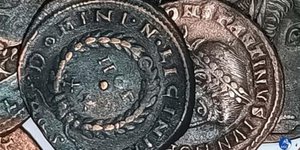 Φωτογραφία από τα νομίσματα που βρέθηκαν