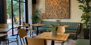 The Αrchitects of Time: Ένα διαφορετικό bar restaurant στην καρδιά της Αθήνας