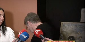 Η στιγμή που ο Θοδωρής Αθερίδης έπεσε και εξαφανίστηκε από τις κάμερες