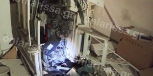 Ανατίναξαν ΑΤΜ στη Νίκαια Λάρισας
