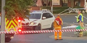 To IX που έπεσε πάνω σε θαμώνες παμπ στην Αυστραλία