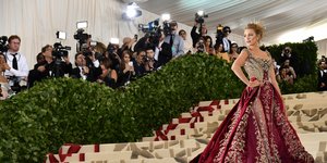 Η Μπλέικ Λάιβλι στο Met Gala του 2018