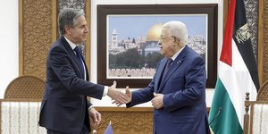 Μπλίνκεν και Αμπάς