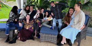 Ο Μπρους Γουίλις με την οικογένειά του 