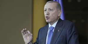 Ρετζεπ Ταγίπ Ερντογάν στρογγυλο στομα