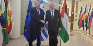 Ο Γιώργος Γεραπετρίτης συναντήθηκε με το Παλαιστίνιο ομόλογό του, Ριάντ αλ Μαλικί, στη Ραμάλα