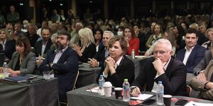 Η Ολγα Γεροβασίλη στη συνεδρίαση της ΚΕ του ΣΥΡΙΖΑ