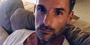 Πέθανε ο ηθοποιός Αλέξανδρος Κομπόγιωργας μετά από εξάμηνη «μάχη» με τον καρκίνο