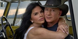 Τζεφ Μπέζος και Λόρεν Σάντσεθ στη φωτογράφηση της Vogue 