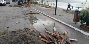 Η θάλασσα βγήκε στην παραλιακή της Καλαμάτας