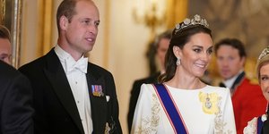 Κέιτ Μίντλετον και πρίγκιπας Γουίλιαμ στο επίσημο δείπνο προς τιμή του νοτιοκορεάτη προέδρου