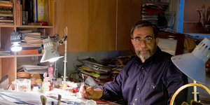 Μιχάλης Μακρουλάκης στο εργαστηριο