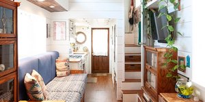 Εμπνευστείτε από αυτό το μικροσκοπικό σπίτι που σχεδίασε και κατασκεύασε μια single μητέρα