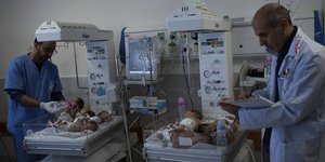 Νεογέννητα βρέφη στη Λωρίδα της Γάζας