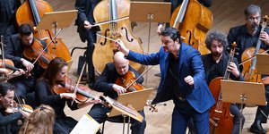 Ο Γιώργος Πέτρου, διεθνούς φήμης μαέστρος