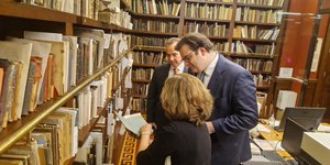 Επίσκεψη του Κυριάκου Πιερρακάκη στα σχολεία της ομογένειας στην Κωνσταντινούπολη