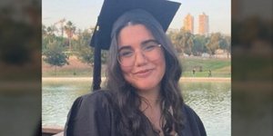 H νεαρή που βρίσκεται στα χέρια της Χαμάς