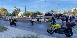 Τροχαιο με λεωφορείο και τα μηχανάκια του ΕΚΑΒ στη Θεσσαλονίκη