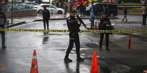 τουρκια αστυνομικοι κορδελα 